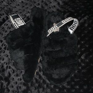 Ugg: Fluff Yeah Slide